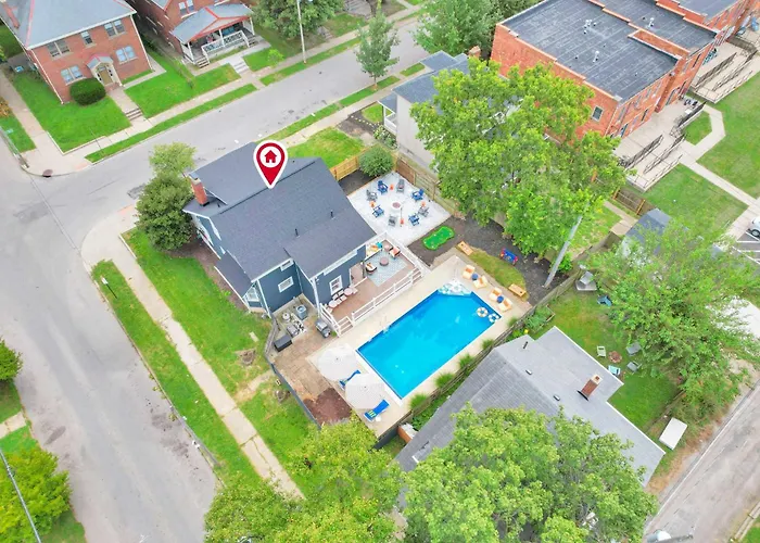 The 614 Club Pool Hot Tub Fire Pit Games Columbus